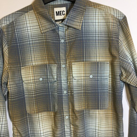 MEC Womens Lightweight Button-Up Travel Shirt - Size Small - Pre-owned - E22U6T - Picture 3 of 7